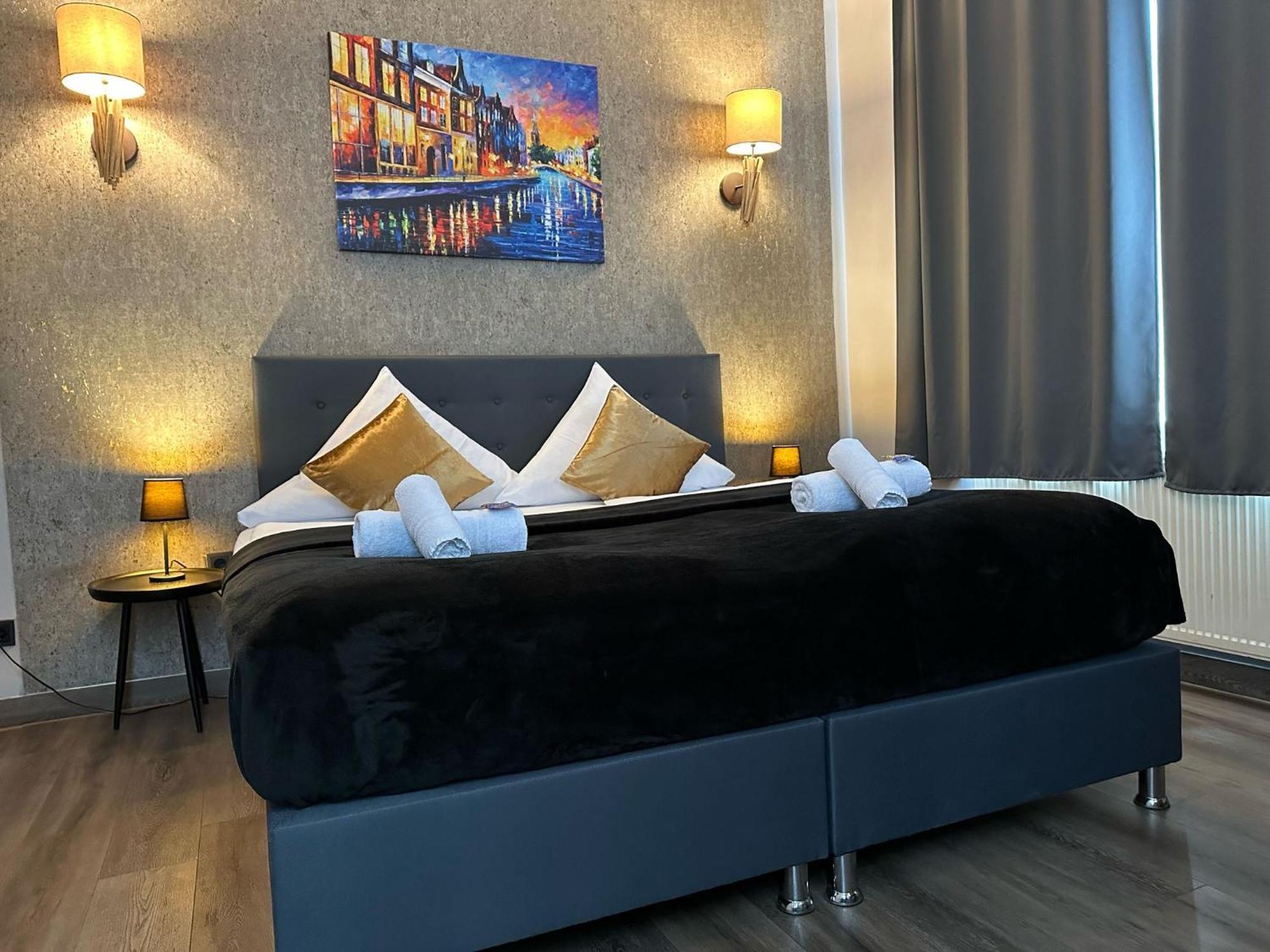Hotel Restaurant Zum Loewen Duisburg Eksteriør billede