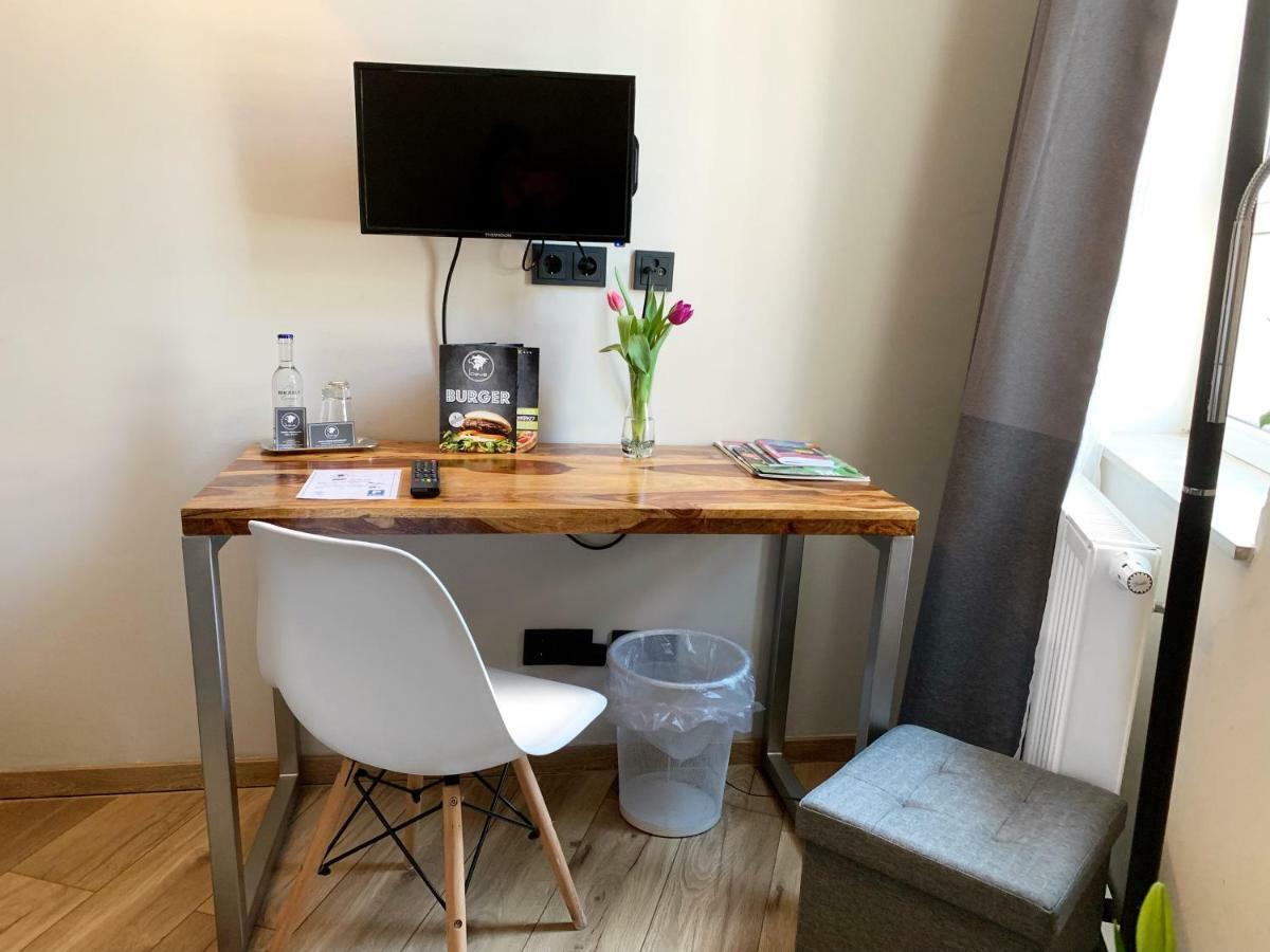Hotel Restaurant Zum Loewen Duisburg Eksteriør billede